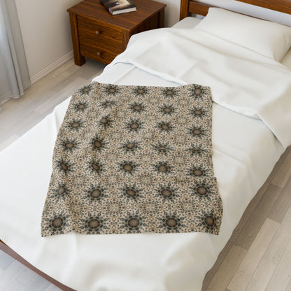 Desert Suns Velveteen Throw Blanket – Warm Southwest-Inspired Sun Pattern for Cozy Modern Homes