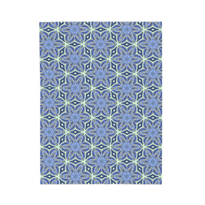 Pale Cornflower Blue and Yellow Velveteen Plush Blanket – Soft Geometric Floral Throw for Home Decor