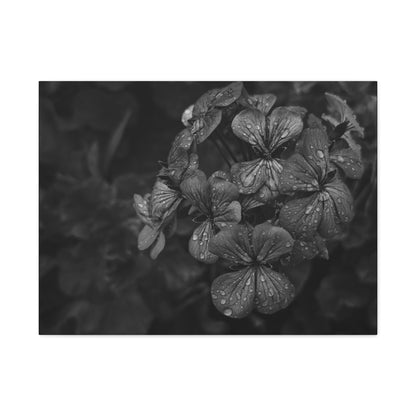 Nature-inspired floral print for romantic home decor