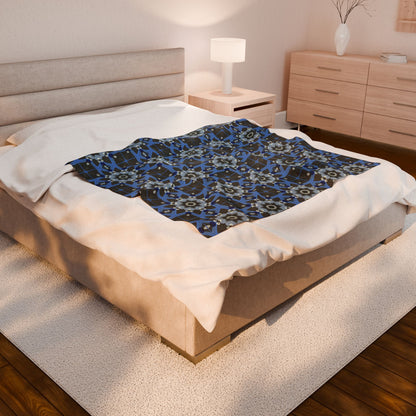 Blue Quilt Pattern Velveteen Plush Blanket – Soft Geometric Throw Blanket for Home Decor